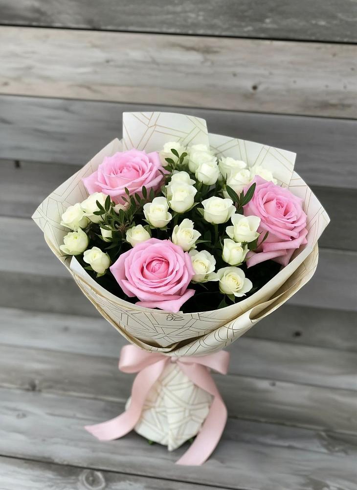 Букет цветов из: Розы в Малой Джалге