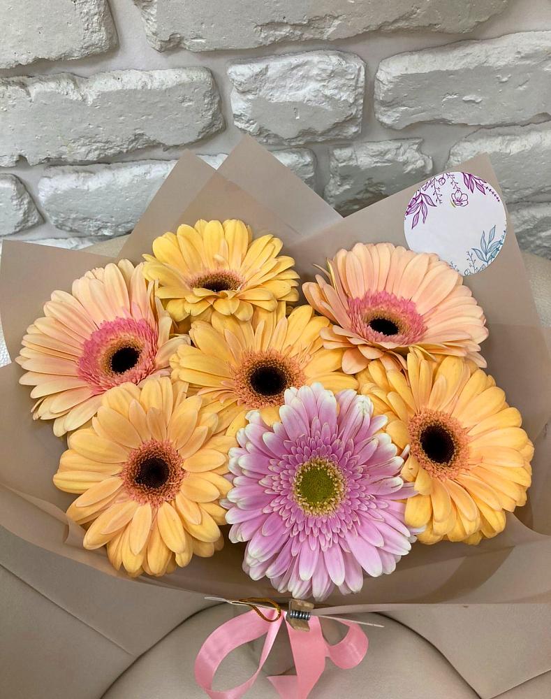 Букет цветов из: Герберы в Малой Джалге