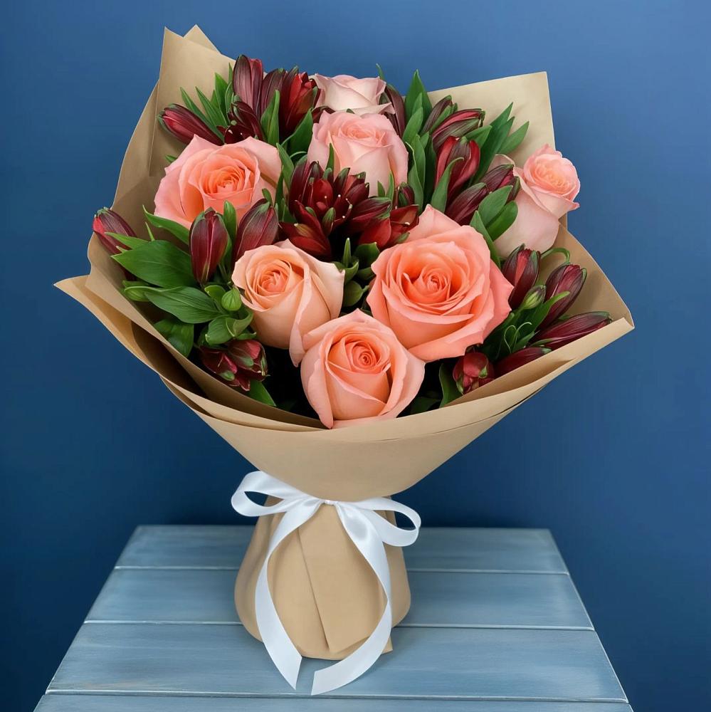 Букет цветов из: Розы и Альстромерии в Малой Джалге