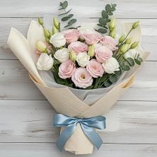 Букет цветов из:  Лизиантусы в Малой Джалге