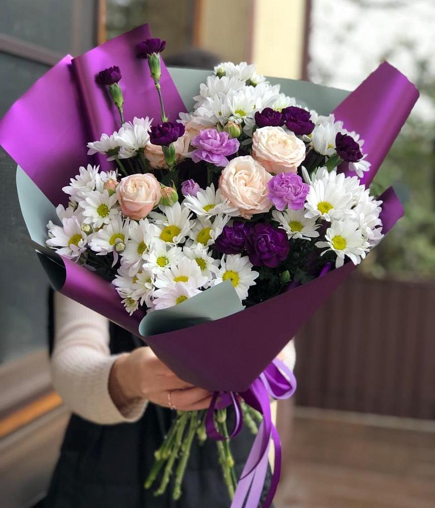 Букет цветов из: Хризантемы, Гвоздики и Розы в Малой Джалге