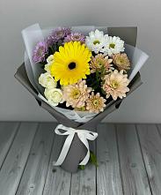Букет цветов из:  Розы, Герберы и Хризантемы в Малой Джалге
