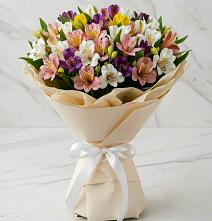 Букет цветов из:  Альстромерии в Малой Джалге
