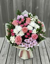 Букет цветов из:  Альстромерии, Гвоздики, Розы и Хризантемы в Малой Джалге