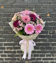 Букет цветов из:  Герберы и Хризантемы в Малой Джалге