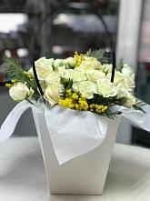 Цветочная композиция из Розы  в Малой Джалге