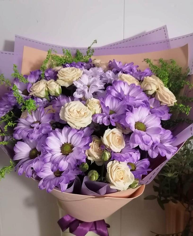 Букет цветов из: Хризантемы и Розы в Малой Джалге