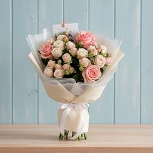 Букет цветов из:  Розы #REPLACE_PRED# Малой Джалге