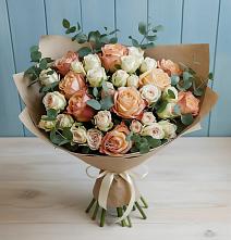 Букет цветов из:  Альстромерии и Розы в Малой Джалге