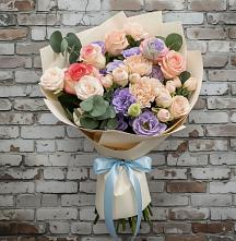 Букет цветов из:  Розы, Лизиантусы и Гвоздики #REPLACE_PRED# Малой Джалге